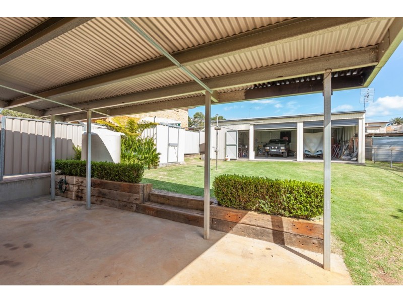 9 Pechey Street, South Toowoomba QLD 4350