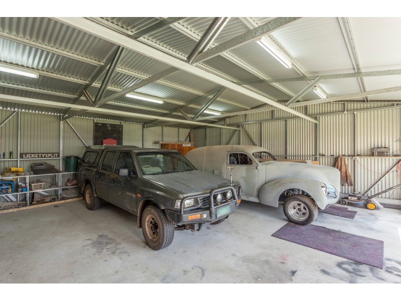 9 Pechey Street, South Toowoomba QLD 4350
