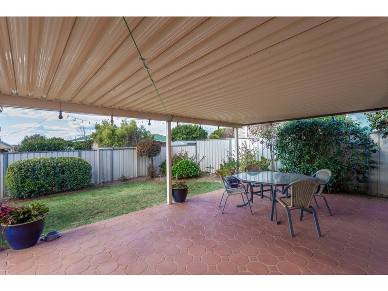 23 Osborne Court, Kearneys Spring QLD 4350