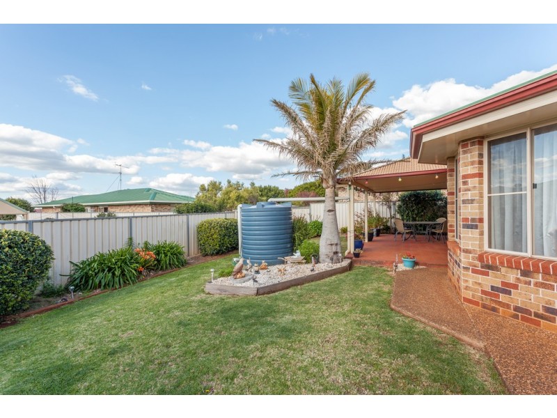 23 Osborne Court, Kearneys Spring QLD 4350