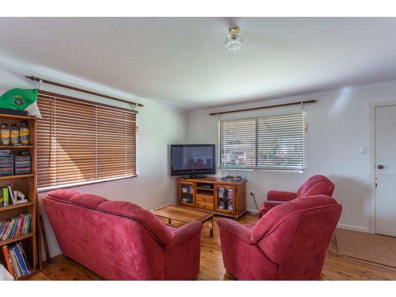 9 McNamara Street, Centenary Heights QLD 4350