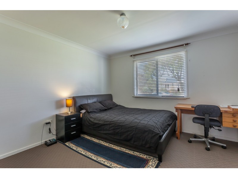 9 McNamara Street, Centenary Heights QLD 4350