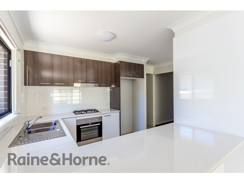 22B Weetwood Street, Newtown QLD 4350