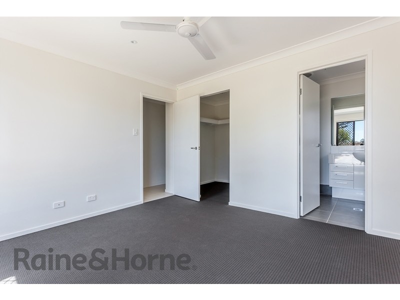 22B Weetwood Street, Newtown QLD 4350