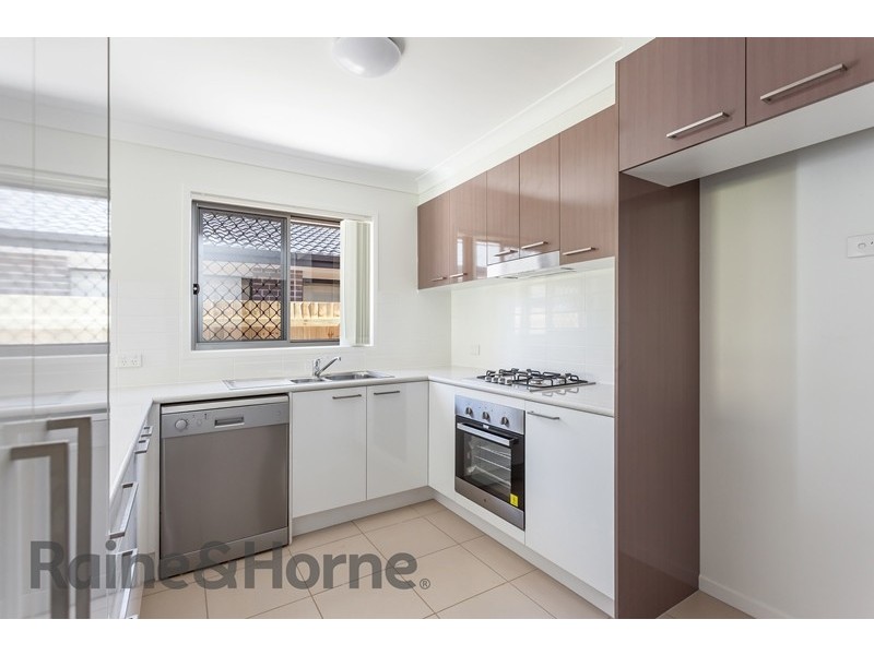 22A Weetwood Street, Newtown QLD 4350