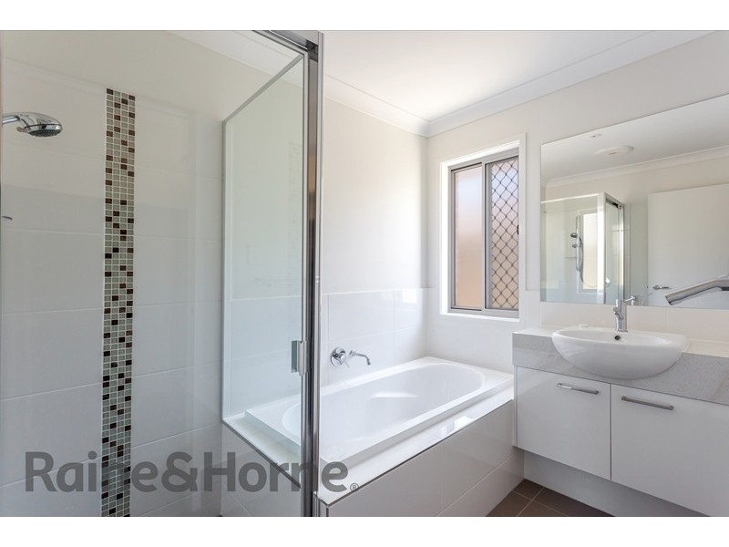 22A Weetwood Street, Newtown QLD 4350