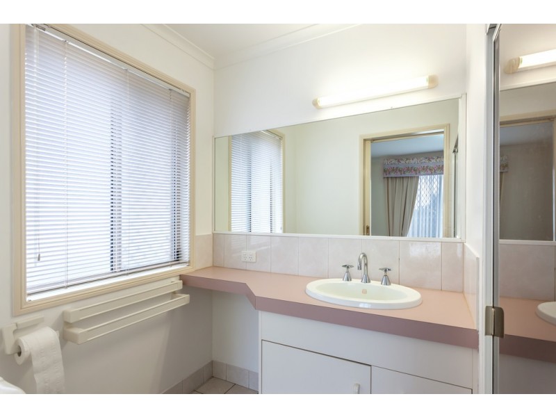 7 Daisy Court, Middle Ridge QLD 4350