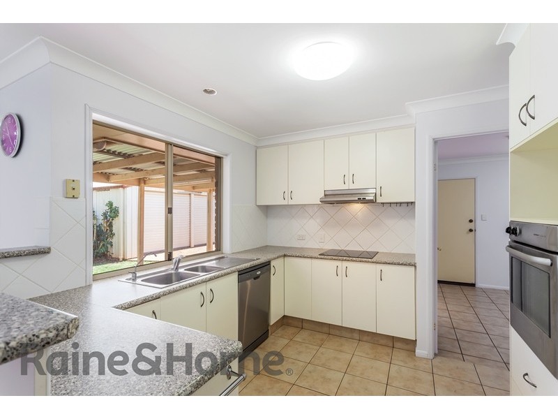 13 Christina Court, Middle Ridge QLD 4350
