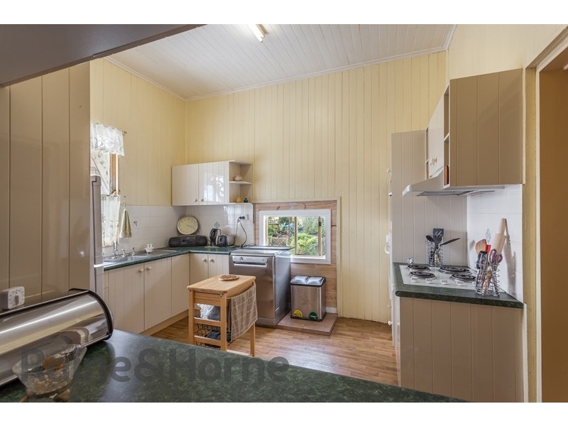 3 Chamberlain Street, North Toowoomba QLD 4350