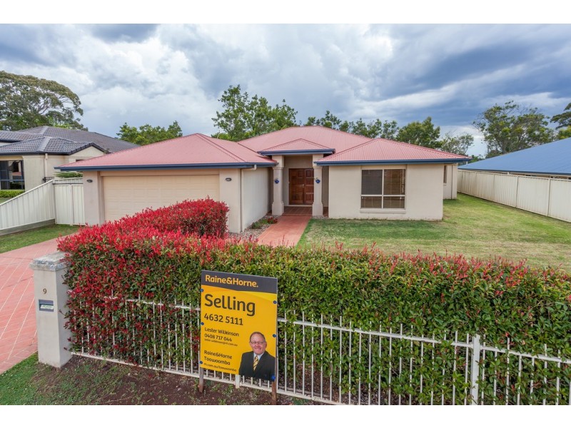 9 Chifley Court, Middle Ridge QLD 4350