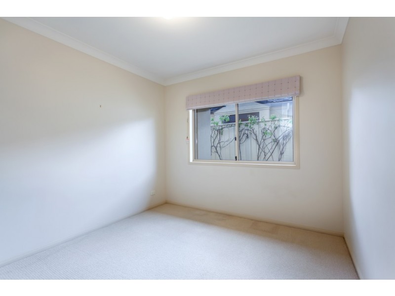 9 Chifley Court, Middle Ridge QLD 4350