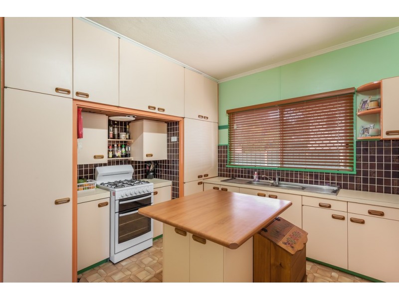 23 Perry Street, Harlaxton QLD 4350