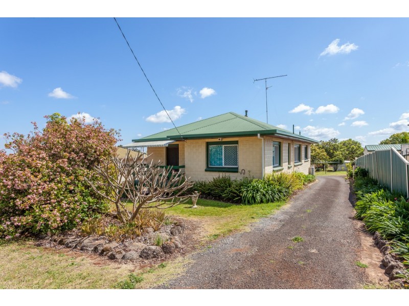 23 Perry Street, Harlaxton QLD 4350