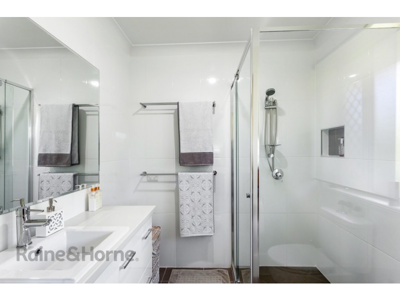 16 Pigott Drive, Rangeville QLD 4350