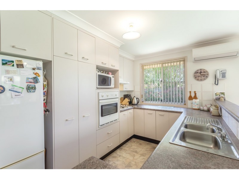 4 Zinnia Court, Middle Ridge QLD 4350
