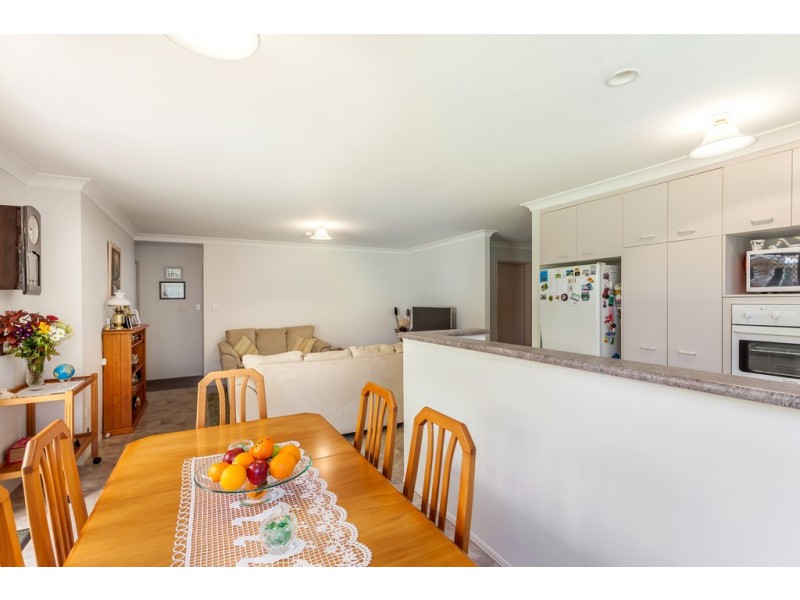 4 Zinnia Court, Middle Ridge QLD 4350