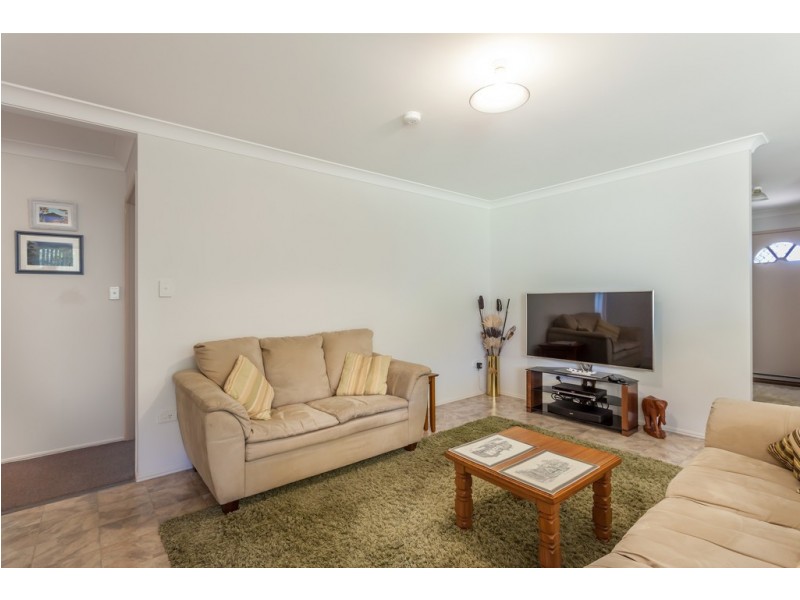 4 Zinnia Court, Middle Ridge QLD 4350