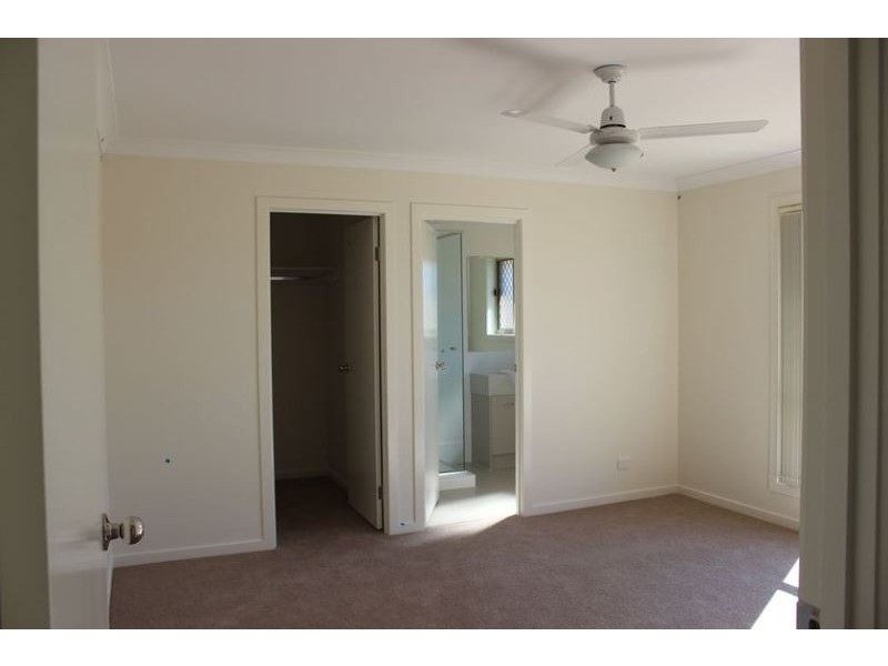 1 McIntosh Street, Westbrook QLD 4350