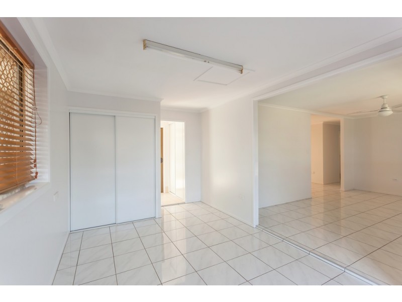 21 Melway Crescent, Harristown QLD 4350