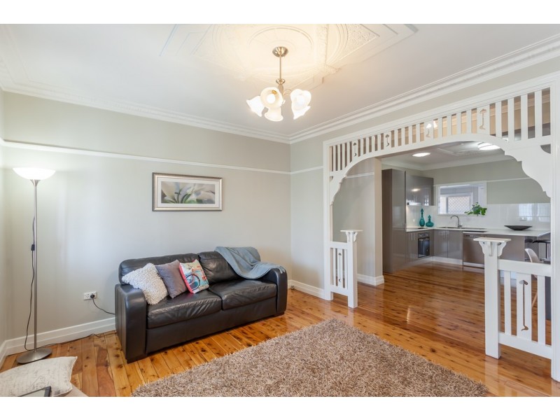 100 Water Street, South Toowoomba QLD 4350