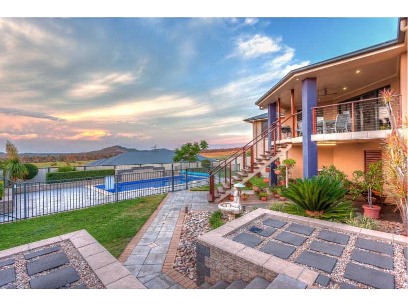 9 Edwin Street, Westbrook QLD 4350