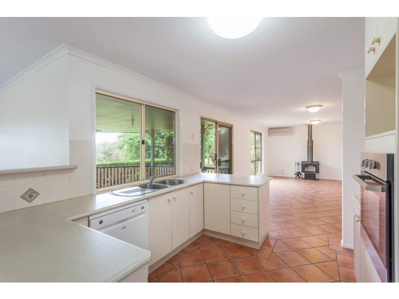 3 Doyle Court, Top Camp QLD 4350