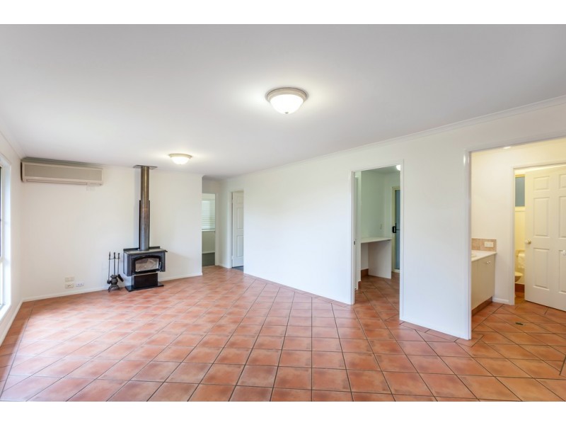 3 Doyle Court, Top Camp QLD 4350