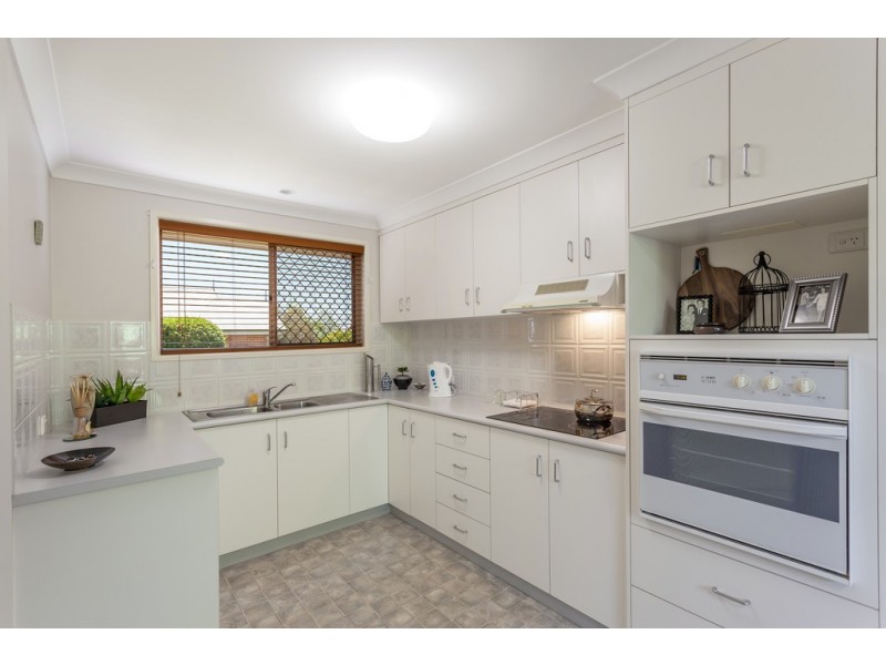 23 Dandelion Drive, Middle Ridge QLD 4350