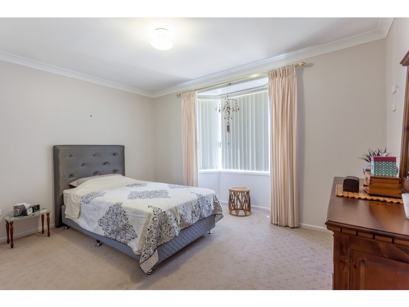 23 Dandelion Drive, Middle Ridge QLD 4350