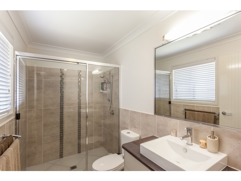 5 O’Grady Street, Kearneys Spring QLD 4350