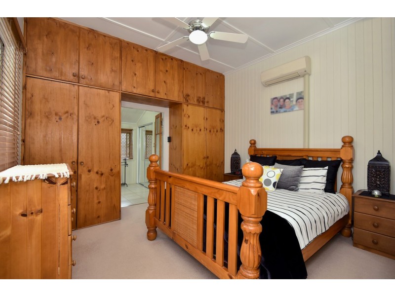 254 Hume Street, South Toowoomba QLD 4350
