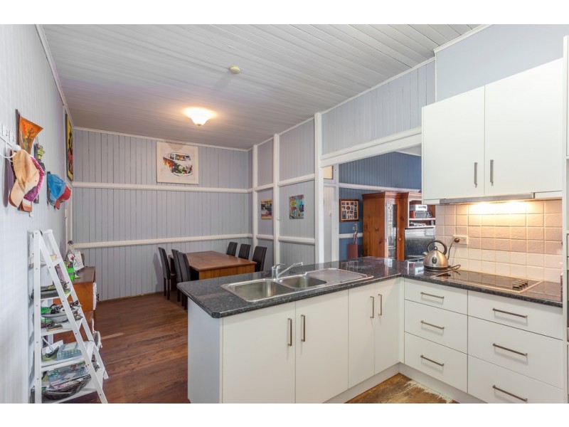 79 Ruthven Street, Harlaxton QLD 4350