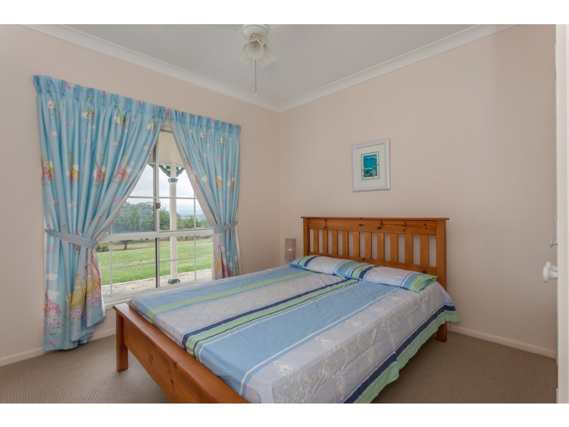3 Joy-Anne Court, Vale View QLD 4352