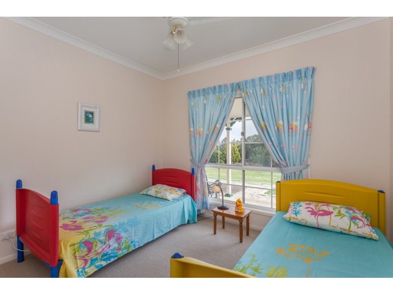 3 Joy-Anne Court, Vale View QLD 4352