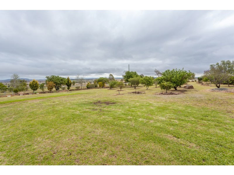 3 Joy-Anne Court, Vale View QLD 4352