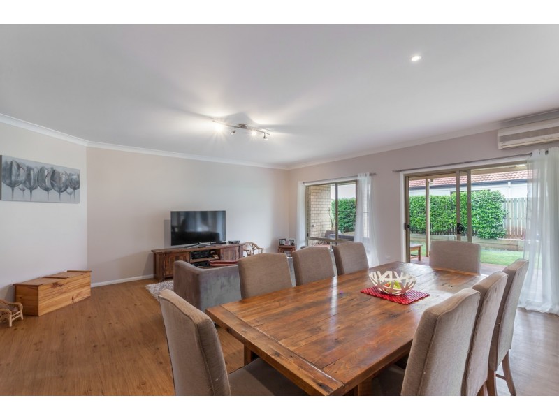 7 Olympus Court, Middle Ridge QLD 4350