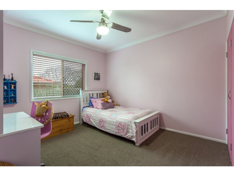 7 Olympus Court, Middle Ridge QLD 4350