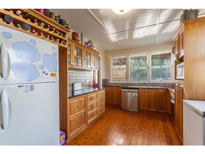 313 Hume Street, South Toowoomba QLD 4350