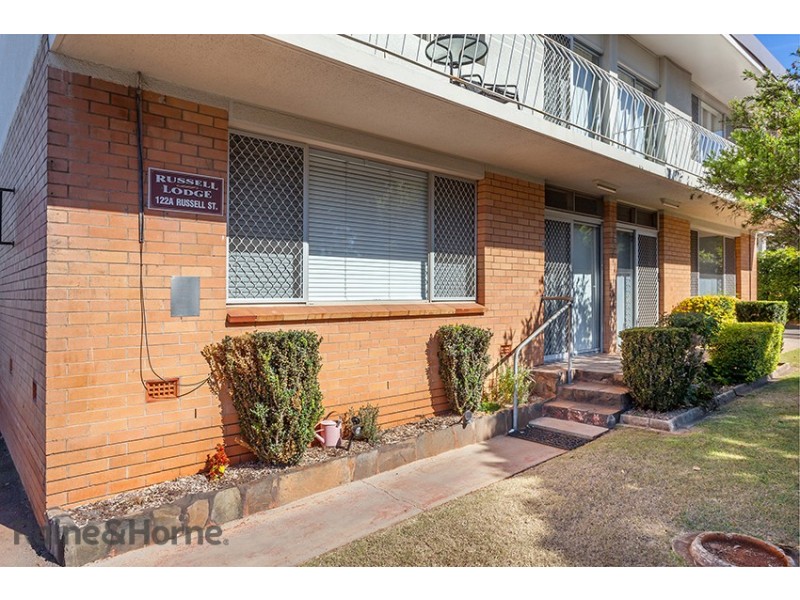 8/122A Russell Street, Toowoomba City QLD 4350