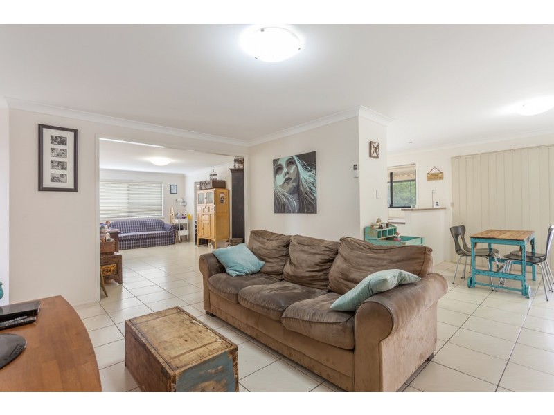 4 Camden Court, Oakey QLD 4401