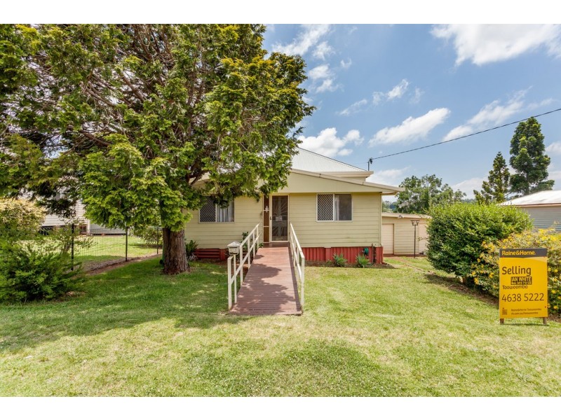 13 Seaton Street, South Toowoomba QLD 4350