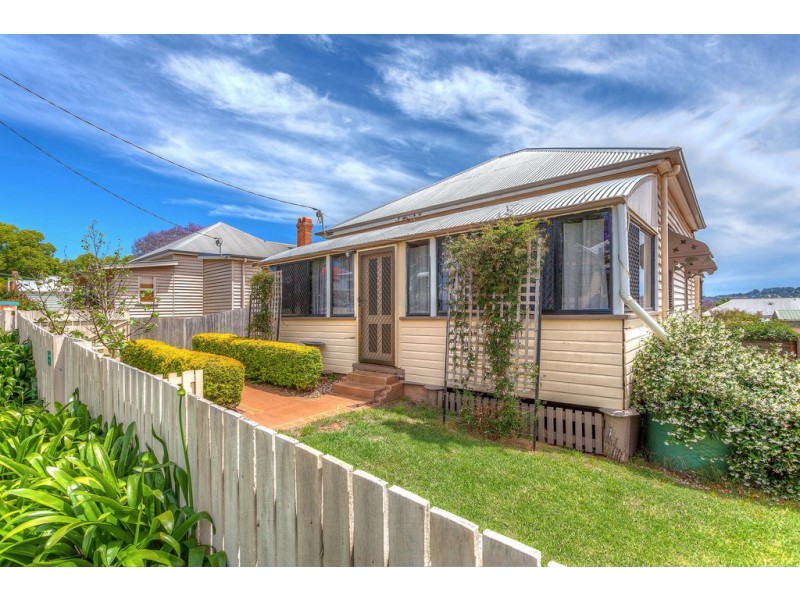 55 Tolmie Street, South Toowoomba QLD 4350