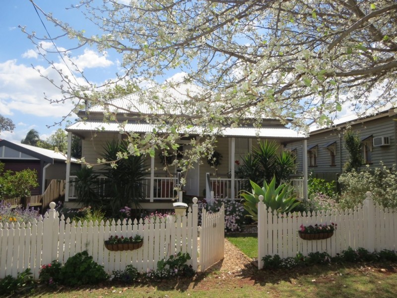 69 Cranley Street, South Toowoomba QLD 4350