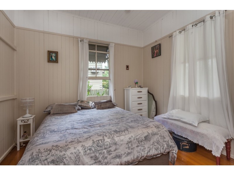 69 Cranley Street, South Toowoomba QLD 4350