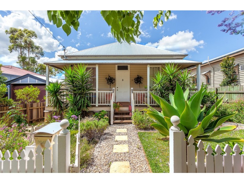 69 Cranley Street, South Toowoomba QLD 4350