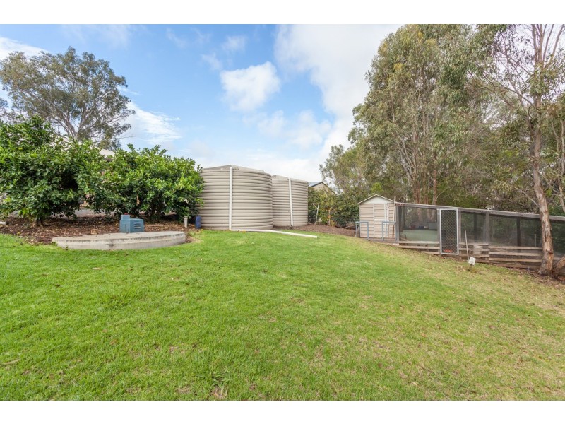 7 Karingal Court, Glenvale QLD 4350