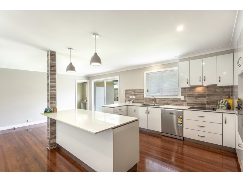 48 Hunter Street, Centenary Heights QLD 4350