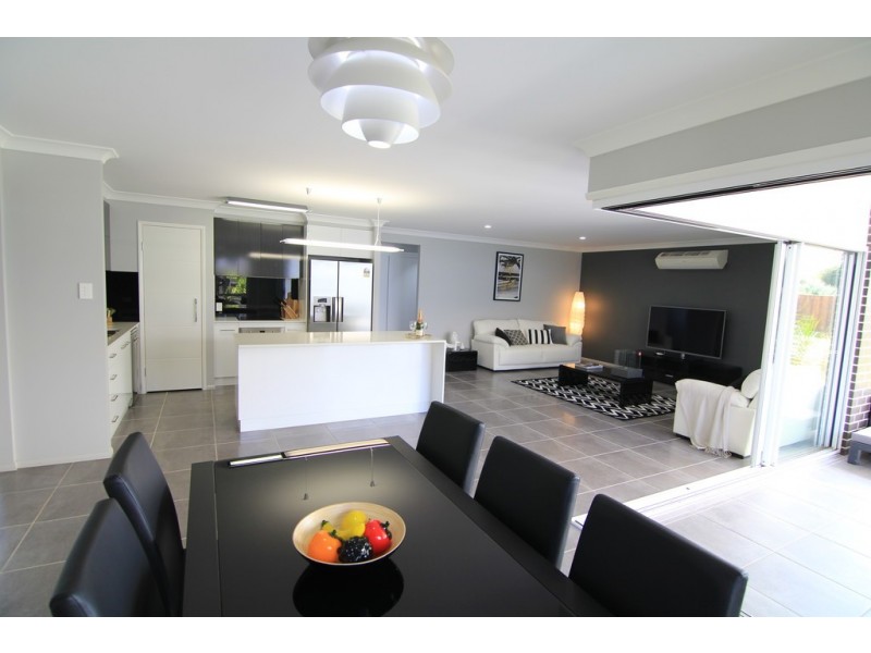 56 Bennett Street, Kleinton QLD 4352