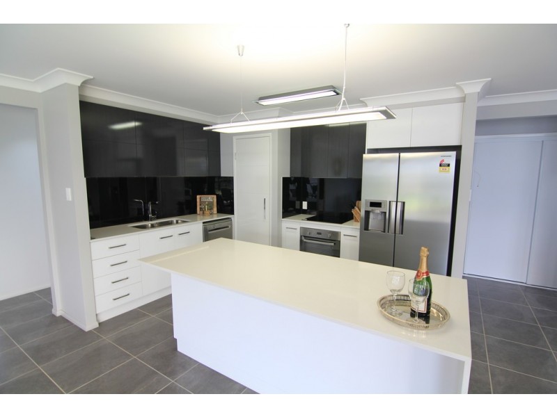 56 Bennett Street, Kleinton QLD 4352