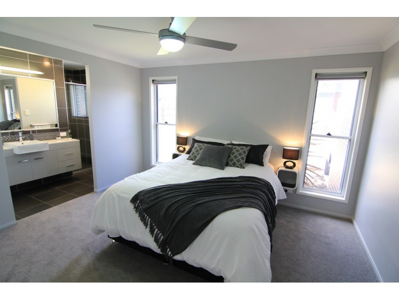 56 Bennett Street, Kleinton QLD 4352